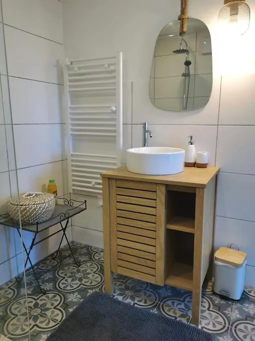 Hébergement de vacances Ty Bleiz, Charmante Maison En Pierre, 3Kms Plages, Tregastel Pleumeur-Bodou