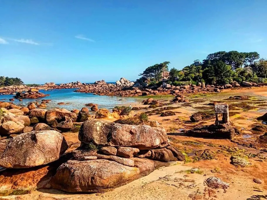 Ty Bleiz, Charmante Maison En Pierre, 3Kms Plages, Tregastel Pleumeur-Bodou Nyaraló