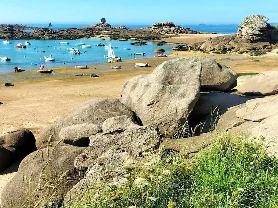 Ty Bleiz, Charmante Maison En Pierre, 3Kms Plages, Tregastel Pleumeur-Bodou Hébergement de vacances